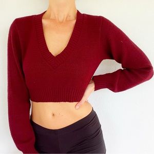 Nasty Gal maroon wine v-neck cropped knit sweater size small
